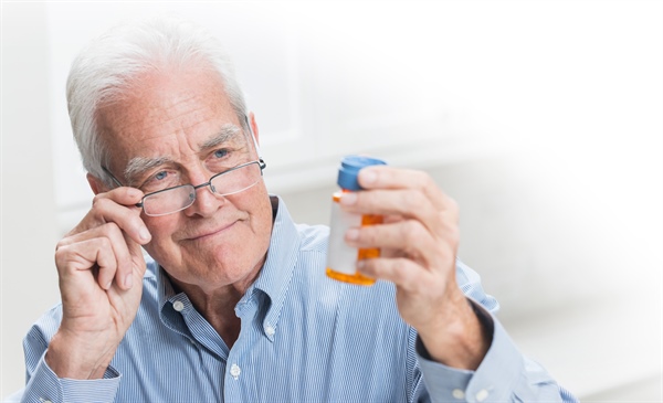 Older adults with functional impairments at risk of prescription drug misuse