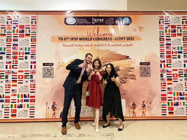 Student pharmacists on the global stage